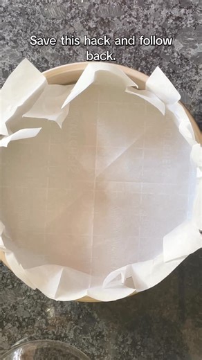 The Kitchn on Instagram: "We got you! Here’s an easier way to line a round baking dish 🤗 #thekitchn #baking #bakingtips #kitchenhacks #howto"