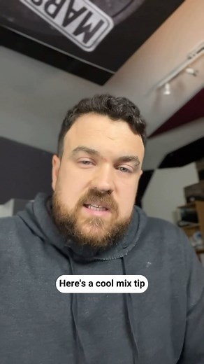 What is a comb filter effect? And when do you need it for vocals? Find out and more in this video, special thanks to @stu.watts.audio for the tip! | ujam