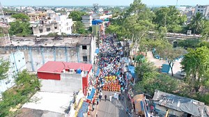 176K views · 15K reactions | In 2011, our Ma, Mati, Manush Sarkar ended the 34-year rule of CPI(M) and restored peace in Purulia. Today, I see the same CPI(M) harmads strengthening BJP's hand, trying to bring back those dark days. The peace-loving people of Purulia won’t stand for this. They came out in large numbers for today's roadshow to stand with us in preserving the progress we've fought so hard to achieve! | Mamata Banerjee | Facebook