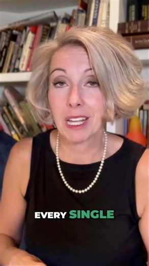 The #1 thing top agents have in common? They never stop learning! 📚✨ Every day, I choose to be an active learner because in real estate, you have to be. The top producers and survivors in this business all share an unquenchable desire to learn—especially about consumer behavior. Real estate is servant leadership at its core, and when you help people get what they want, you’ll eventually get what you want too. 💡 Want to learn how to keep growing your business every day? Watch the full video her