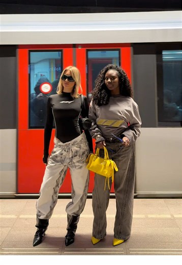 quick subway fit check ;) #outfitcheck #outfitsideas #subway #streetwear #outfitinspo