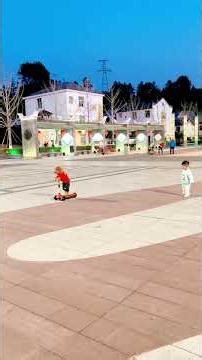 爱骑滑板车的小布丁 #cute #funny #automobile #baby