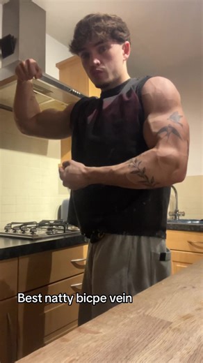 Peak Bicep Vein Techniques for Gym Enthusiasts