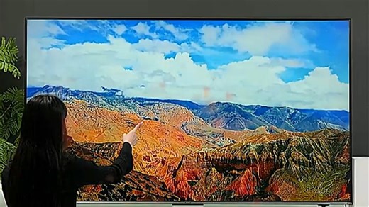 这款电视画质出色，观影体验沉浸震撼，4K超清屏幕搭配智能HDR，让每一帧画面都细腻生动，居家追剧、观影更享受。