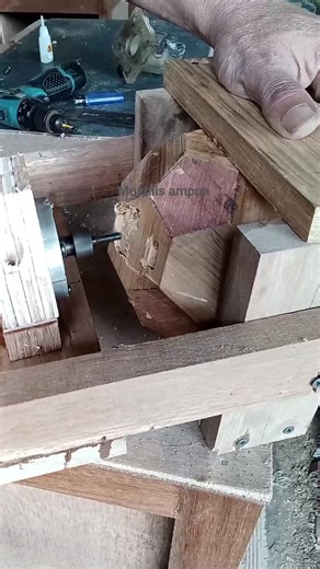 14K views · 121 reactions | test the assembly tool to make a perfectly round circle on the wooden ball #woodcrafts #homemade | Muchlis Ampun | Facebook