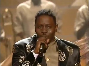 Earth, Wind & Fire's live performance for "Let's Groove". | Frequência Modular