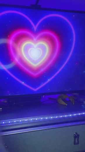 How a Unicorn Loops in My Little Pony