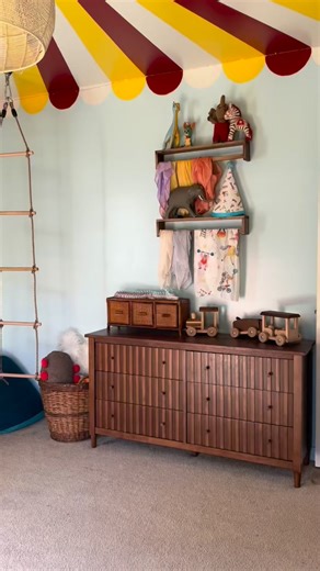 The kids’ rooms are probably the only spaces that actually feel “done” in the house. These definitely didn’t come together overnight, but each year I’ve slowly added something new and fun, especially in Eugene’s room ✨💛This is all pre Christmas, because Eugene requested a tree in his room 🎄 so there was some shuffling around. Honestly it worked out perfectly, since I wanted to move the gorilla to the circus themed nursery anyway 🎪🐒 and this was the excuse I needed.The nursery still needs mor