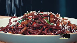 Wine in pasta? Cheers to that ! Nyesha's making linguine and clams while Richard is cooking up Red Wine Bucatini. Are you having the red or white ?? Missed an episode of Next Level Chef FOX ? Watch it now on Hulu: https://www.hulu.com/series/next-level-chef | Gordon Ramsay