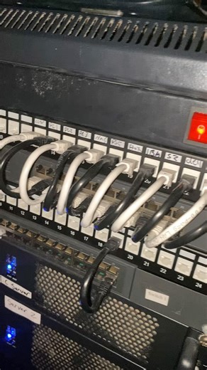 Home Lab The Server Rack That Runs My House and Network! #homelab #homeserver #youtube #shorts #tech