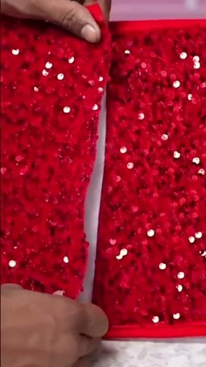 This Candy Cane Tree Skirt Is a Holiday Must-Have ❤️✨ #candycane #christmastreeskirt