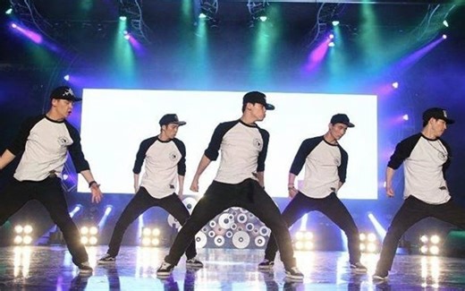 【炸翻你不偿命】Young J领衔霸气发射全场公演 Just Jerk膝盖拿去吧!