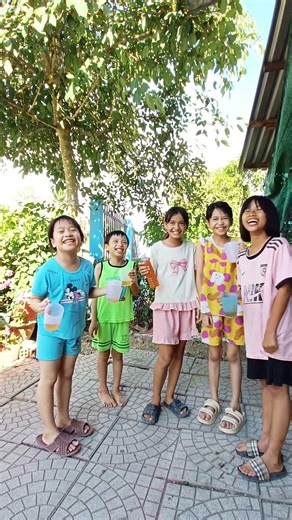 Định Làm Ngầu Ai Ngờ Thành Trò Cười