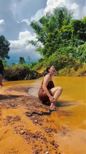 #timelapse hold back your laughter , verry fun couple