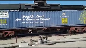 Trials underway for loading triple stack dwarf containers to reduce per unit transport cost & to maximise the capacity utilisation. #TransformingLogistics | Ashwini Vaishnaw