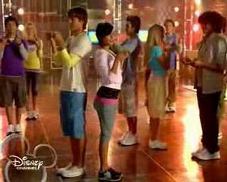 HSM2 Dance Along - AFO (1/2)