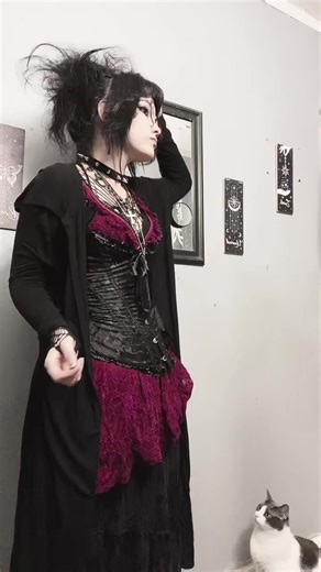 Understanding the Goth Aesthetic in Modern Culture