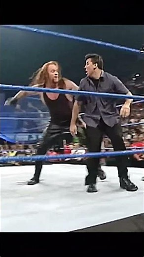 The Rock Helps Undertaker Clean House – SmackDown 8/2/2001🔥 #therock #undertaker #wwe #wrestling