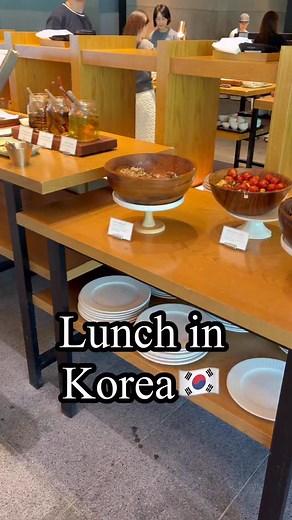 1.9M views · 8.6K reactions | Lunch in Korea #foodie #korean #korea #서울맛집 #맛집 | Hankooktasty | Facebook