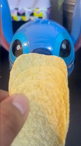 Angry lilo stitch eating Pringles#pringles #asmrsounds #satisfying #viralshort #shortvideo