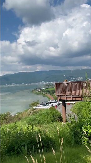 諏訪湖を一望できる絶景スポット・諏訪SA！旅の疲れを癒やす景色とご当地グルメ満喫。 #諏訪湖 #諏訪SA #長野旅行 #中央道 #絶景 #サービスエリア #ドライブ #旅行 #グルメ #YouTube