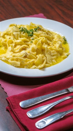 ✨ Our Fettuccine with Butter proves that simplicity can be extraordinary. Made with fresh homemade pasta, premium butter, and that authentic Italian touch you’ll only find here at La Scala Ristorant 🇮🇹🍝 A creamy, rich, and irresistible flavor, straight from Italy to your plate! #LaScalaRistorant #Fettuccine #HomemadePasta #ItalianCuisine #AuthenticFlavors #FoodLovers #ItalianFood #PastaLovers | La Scala Restaurant
