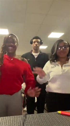 How do you fix IPad camera quality!??😭😭 BUT EITHERRR WAY WE ATE #godisgood #ate #icekareem