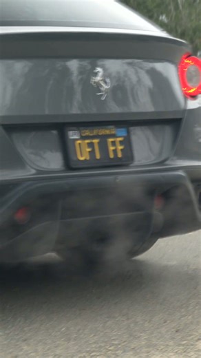 Ferrari FF Exhaust w: X PIPE Sounds Insane #Ferrari