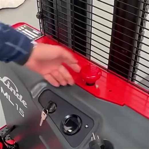 Linde ML15 Electric Stacker Handling Lifting Equipment 1.5ton Standard Full Electric Hydraulic Pallet Lift Forklift Stacker