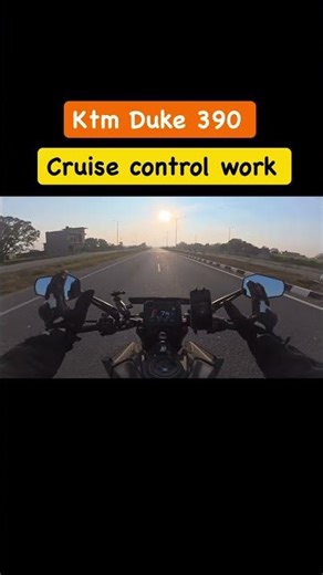 How Ktm Duke 390 cruise control work ? #reels #motovlo #duke390 #motovolgger #ktmduke #shortvideo