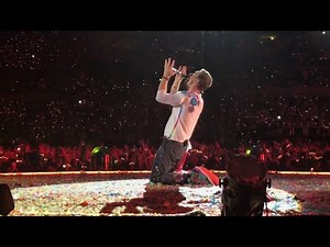 Coldplay Fix You live during the Rain at the Lincoln Financial Field Philadelphia PA 8th june 2022