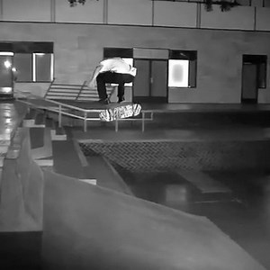 #activePro @chrisjoslin_ Ode To London ❤️ 🔄@berrics | Active Ride Shop