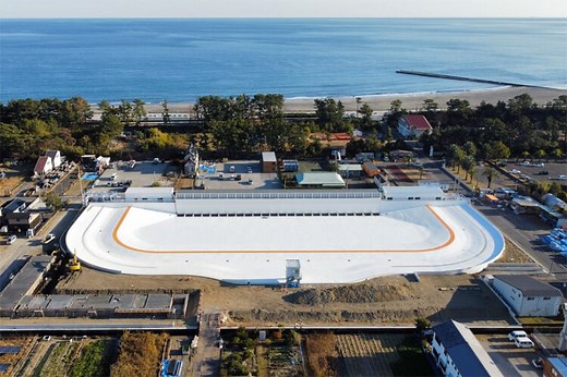 Shizunami Surf Stadium: a Japanese wave pool built by the sea