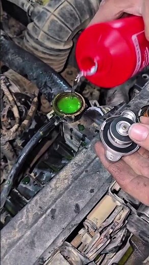 Replacing a Radiator Cap That Can’t Hold Pressure #AutomotiveTips #MechanicLife #AutoEducation