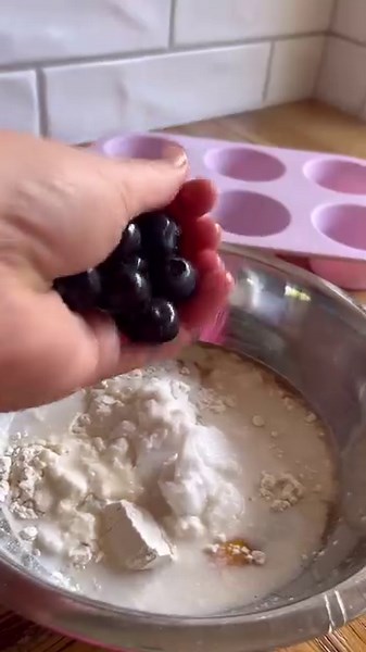 The February 8-Week Program STARTS TOMORROW 🎉 JOIN NOW and get access to: 🥑 8 weeks of Meal Plans and Shopping Lists. 🥗 Over 100 exclusive member-only recipes including over 32 BRAND NEW Recipes. 🥝 Community forums with support from the IQS Team and 8WP Ambassadors. 🍋 Access to Experts to mentor you as you quit sugar including Libby Babet, former Biggest Loser trainer and international author and chef Sarah Glover. 🌶️ Weekly emails to keep you on track. Limited spots left - GET IN QUICK ⬇️