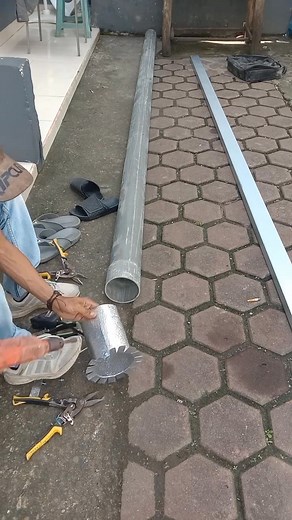 579K views · 1K reactions | Here's how to make a rainwater gutter funnel | Phetris Baja 45 | Facebook