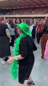 2.5K views · 4 comments | When your Mum joins the conga line at Harry Styles  Video by @carolanneohara on TikTok #harrystyles #gig #congaline #dancing #harrystylesvideos #mum #funny | HerFamily.ie | Facebook