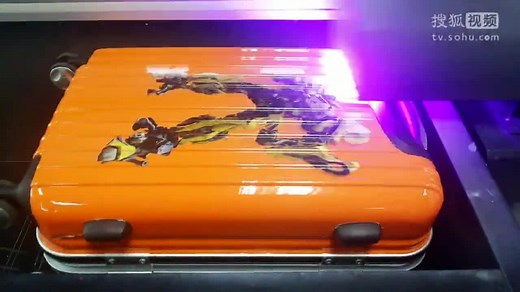 打印行李箱的设备！baggage printer