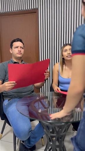 Puso a prueba la honradez de los postulantes al trabajo y así descubrió quien lo merecía | Laura la chama Fans