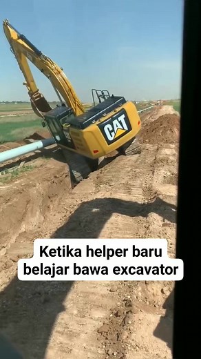 2K reactions · 59 shares | Helper excavator gagal nyebrang parit #fyp #excavator #cat #helper #operator #jangkauanluas | Ari HEquipment | Facebook