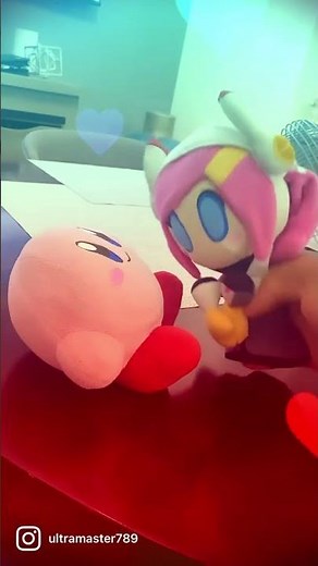 Susie kisses Kirby 💖