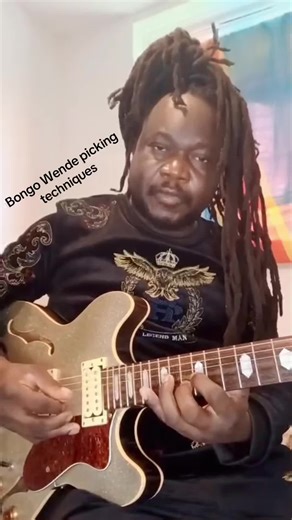 When you listening to maestro Bongo Wende and trying to play like him…. R.i.P Bongo Wende #matondology #guitaristforhire #congoleseguur #musiccollaboration #guitaristontiktok