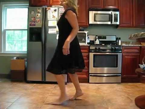 Pontoon line dance (demo)