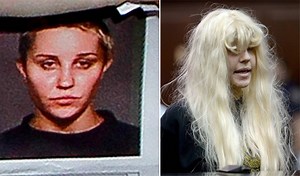 Amanda Bynes a les cheveux courts sur son mugshot et arrive en cour avec une perruque - Hollywoodpq.com