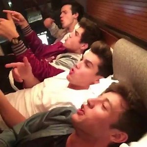 That quiet moment when everyone's singing together but no one knows the part Vine By : Cameron Dallas | New Vines
