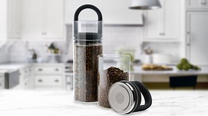 239K views · 2.2K reactions | 【輕鬆下壓～隔絕空氣！食材保新鮮！】美國 Prepara...