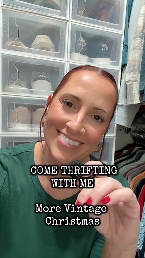 REEL: This is a video preview, shown to help new followers find me. If you want the whole video, I have linked it in the comments. ☺️ Come thrifting with me! More vintage Christmas thrifting! •••••••••••• #comethriftwithme #thrifting #thrifted #vintagechristmas #thriftfinds | Scarlet Cee