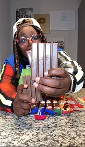 🍫 Candy Comparison: Size, Price, Taste! 🤩So much to cover in this video! I tried my best, but do I talk too much? 😂 Oh well, ya mama! ❤️ Size: Let’s dive into candy bar comparisons: Snickers GV: 3.5 oz (100g) Snickers: 3.29 oz (93.27g) Diff: 0.21 oz (7g) It’s just 0.02 pounds more candy in GV, but it’s cheaper! 😂 GV 3 Musketeers: 3.8 oz (109g) 3 Musketeers: 3.3 oz (93.55g) Diff: 0.5 oz (14.45g) That’s 0.03125 pounds more candy in GV. GV Milky Way: 3.68 oz (104g) Milky Way: 3.63 oz (103g) Dif