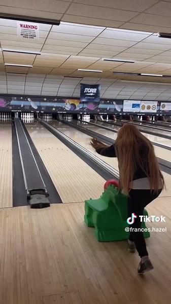 Chainsaw Man Bowling Fun