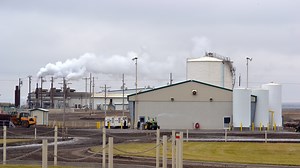 2 Oregon dairy manure digesters cited for air quality violations